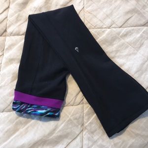 Girls Ivivva flared yoga pants